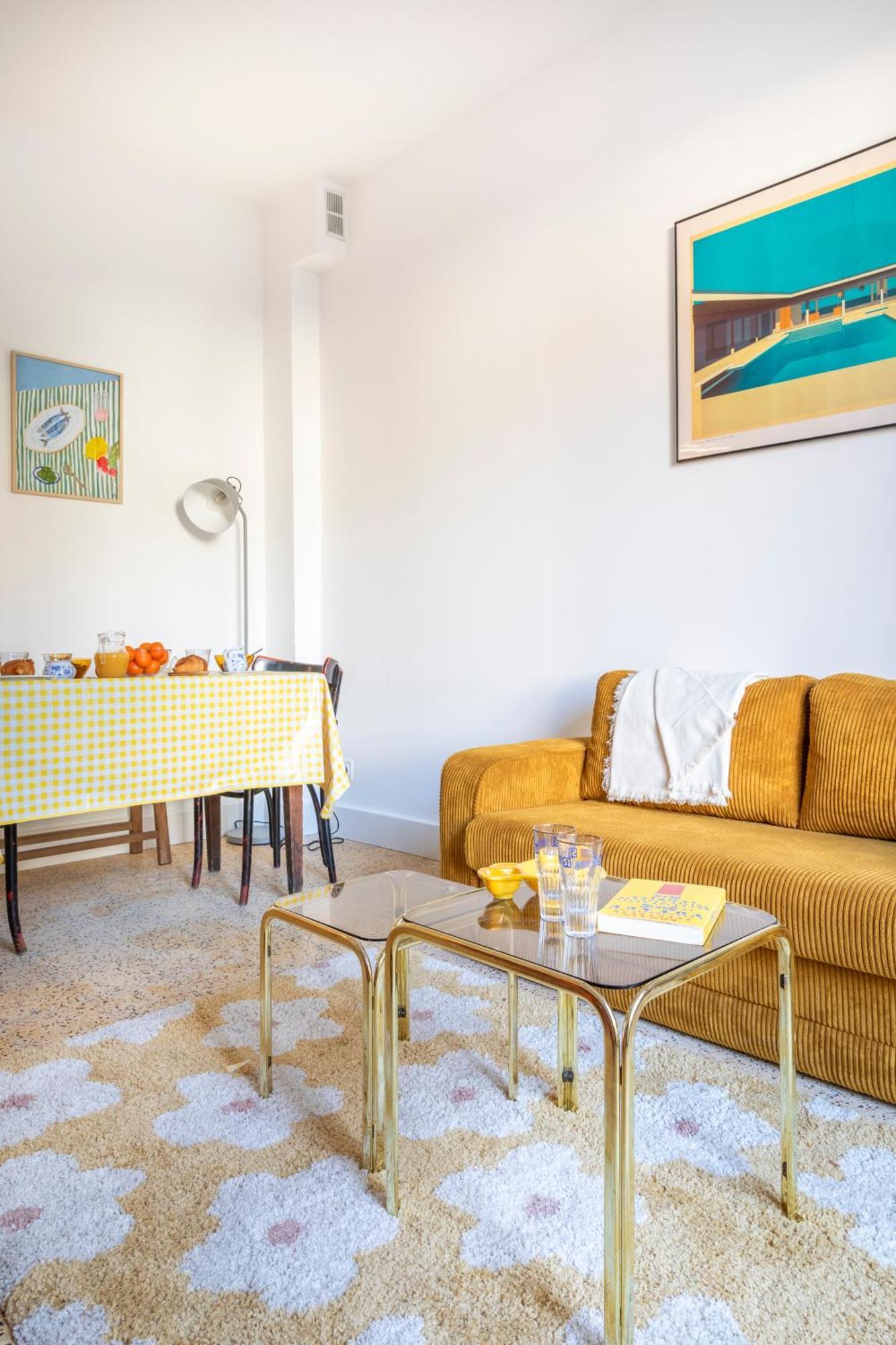 Petit Jaune, T2 Centre Ville Marseille Avec Balcon Luaran gambar